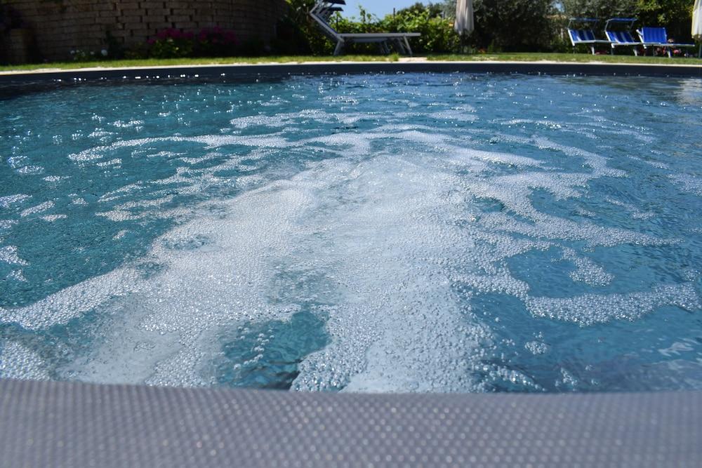La Tinassara Bed and Breakfast Lazise Buitenkant foto