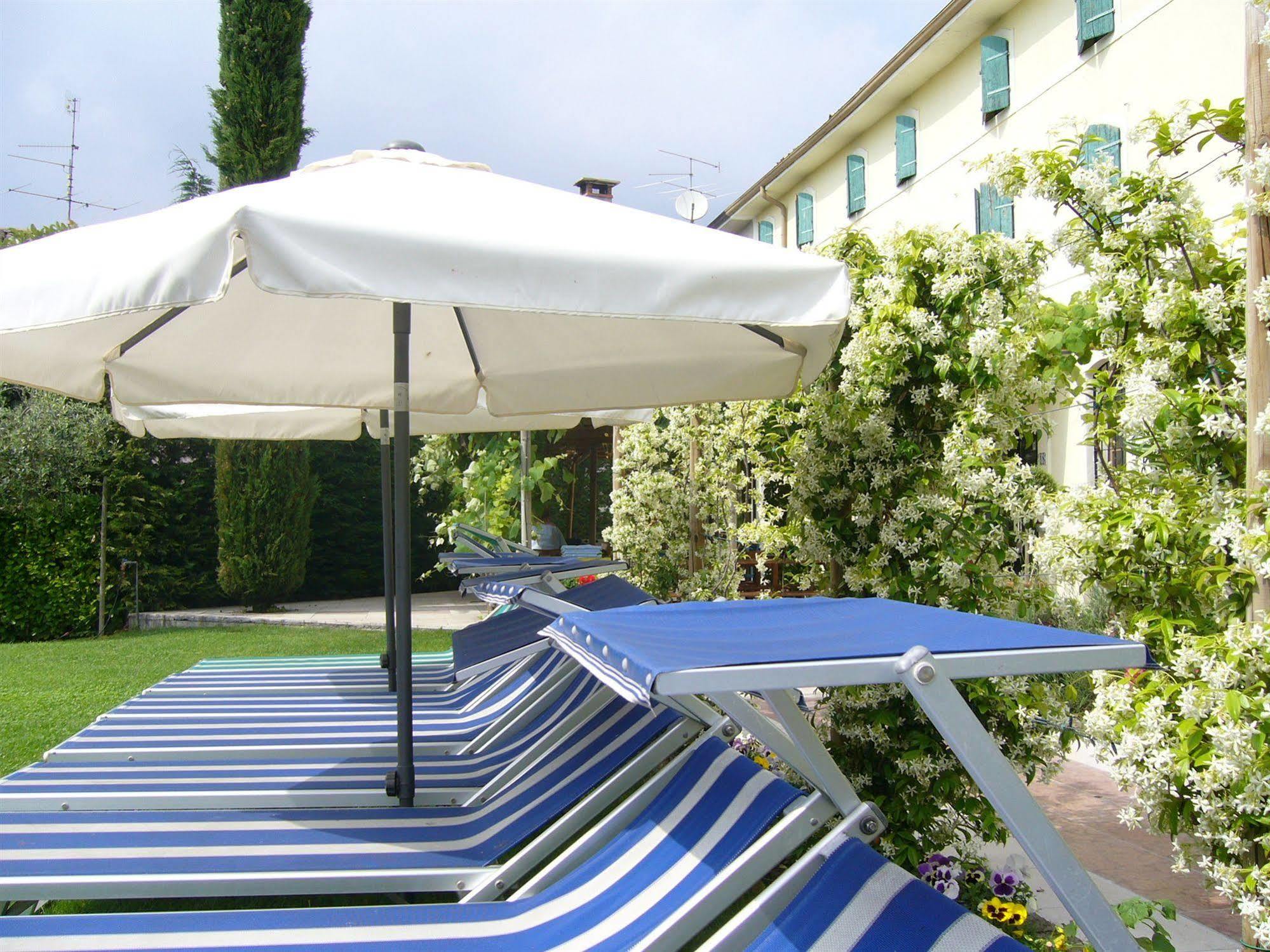 La Tinassara Bed and Breakfast Lazise Buitenkant foto