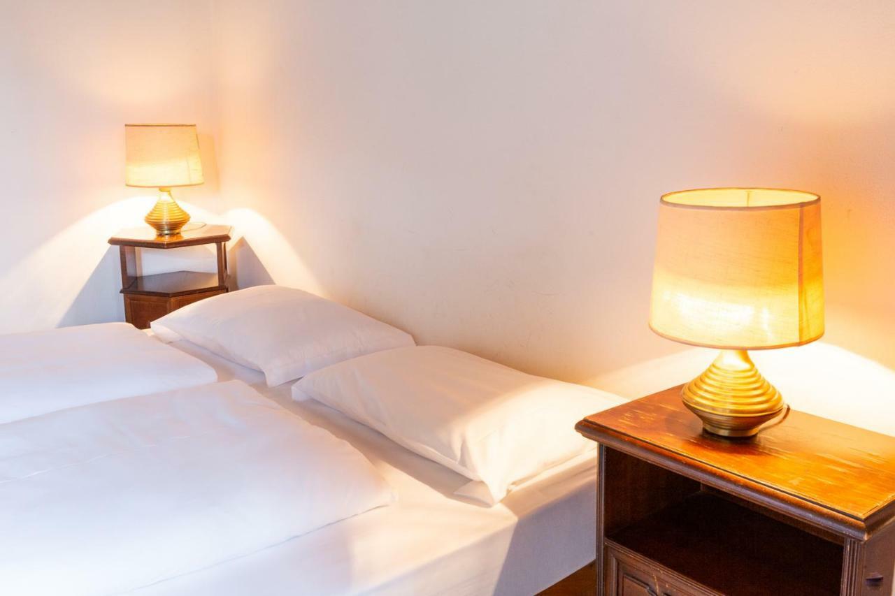 La Tinassara Bed and Breakfast Lazise Buitenkant foto
